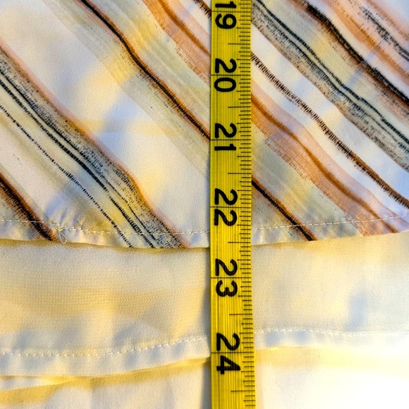 H&M Striped 2 Layered Sheer Sleeveless Tank - Picture 7 of 8